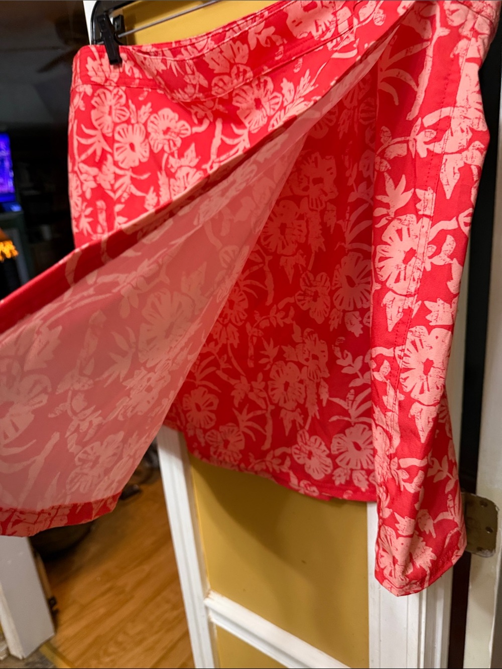 Ripskirt Hawaii Red and Pink Floral Swim Coverup Skirt length 2 wrap xxl 20-22 - Picture 2 of 8
